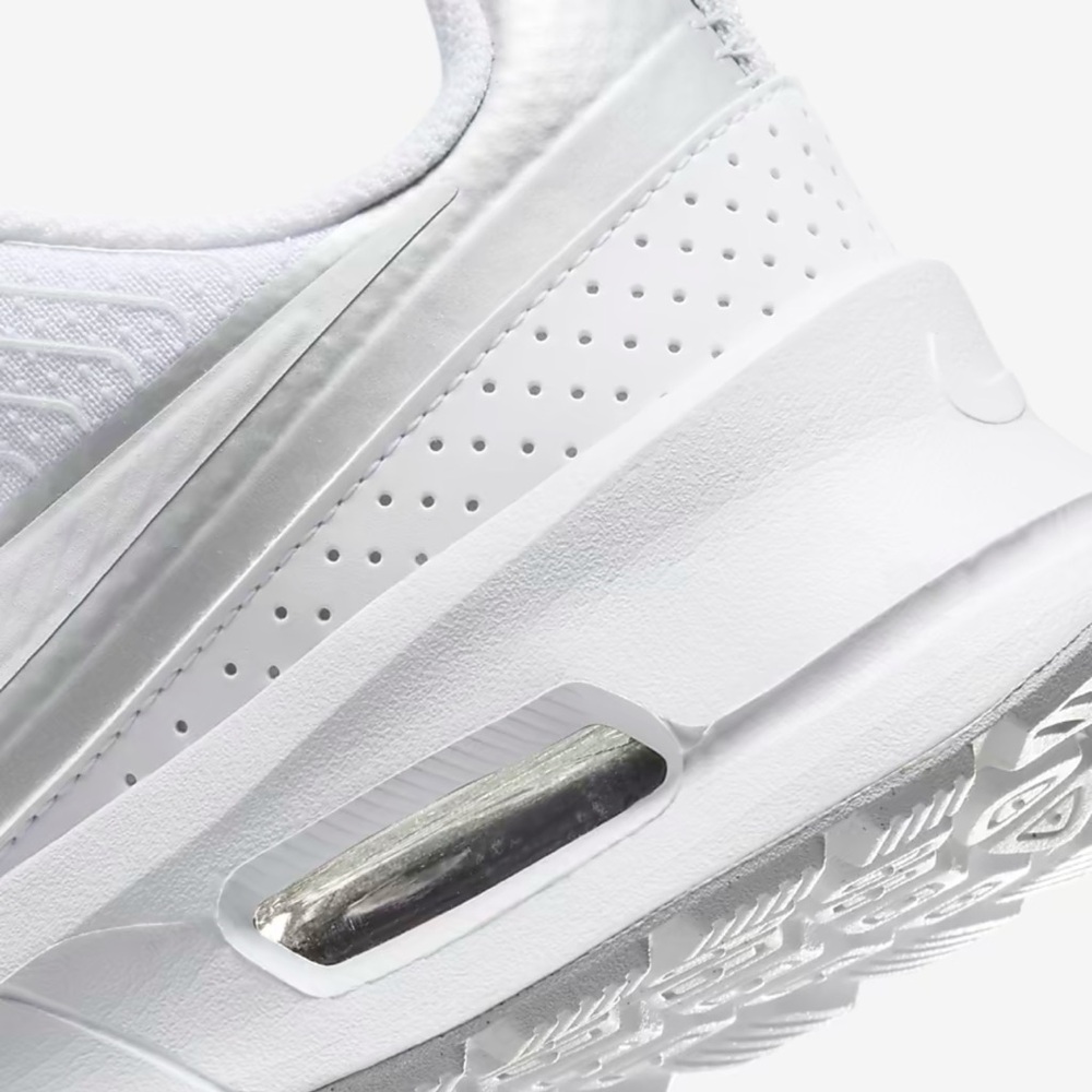 Nike WMNS Air Max Nuaxis
White/Pure Platinum/Metallic
Silver/White
HF1233-101 - Picture 15 of 16